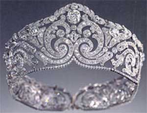  
crown by Cartier