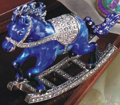 шкатулка ювелирная «Конь»
ornament box «Horse». Double Win Co